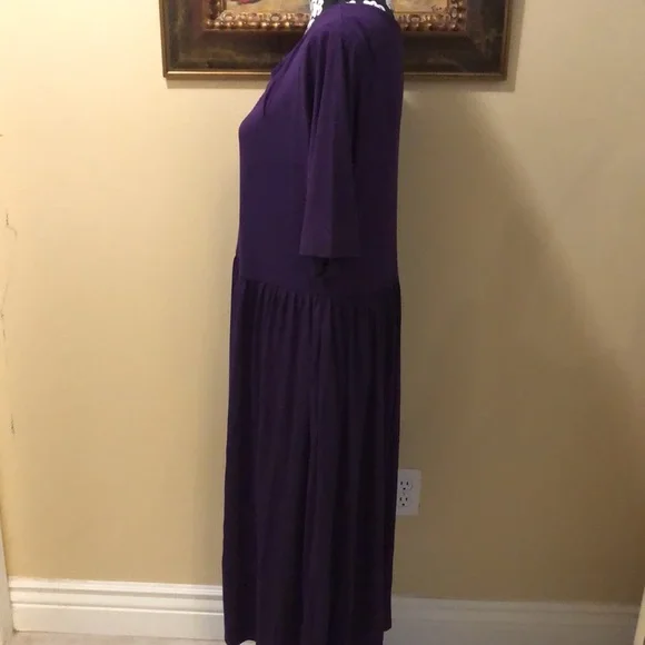 💜Zenana Outfitters plum purple comfy short sleeve t-shirt dress with pockets - Picture 6 of 10